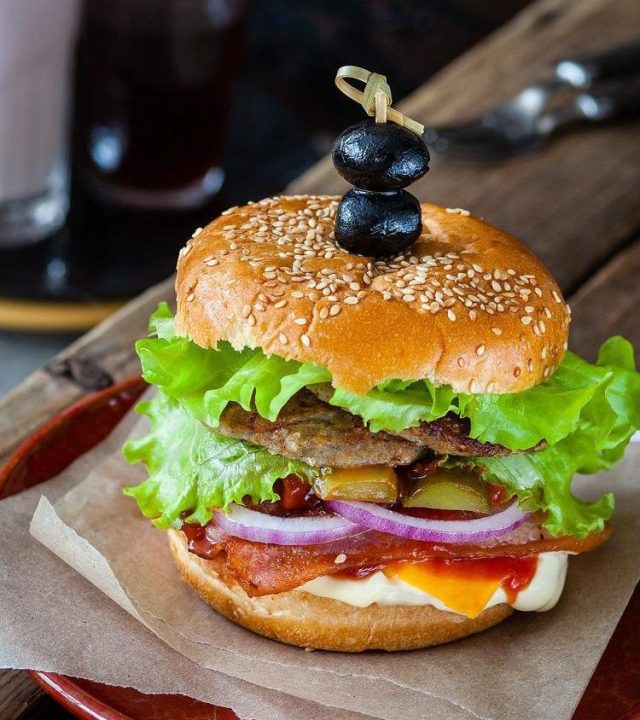 hamburger, burger, café-2044036.jpg